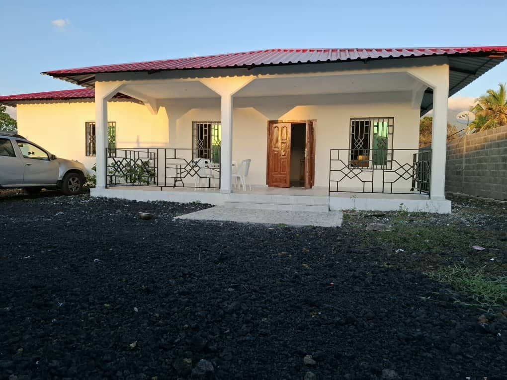 À vendre - Maison individuelle, 4 pièces située à Moindzaza ya Mboini